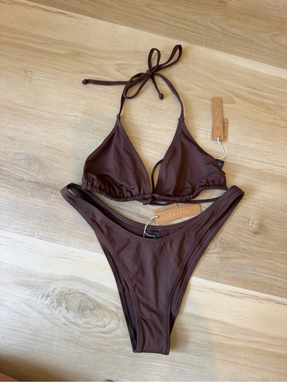 SKIMS Bikini- Large top/Medium bottoms. NEW with tags!